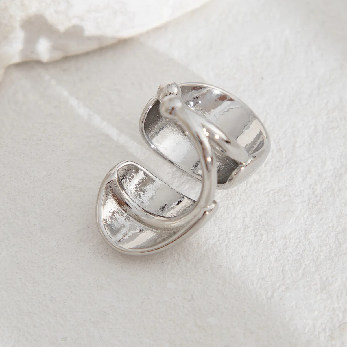 Trendy Irregular Geometric Metal Ear Cuff Clips Earrings for Women Men Punk Fake Cartilage Non-Piercing Jewelry Gifts ear clip earrings clip earrings ear clip