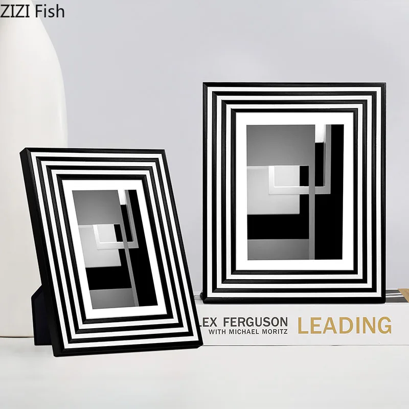 BlackandWhiteWoodPictureFramesModernDecorPhotoFrameNightstand
