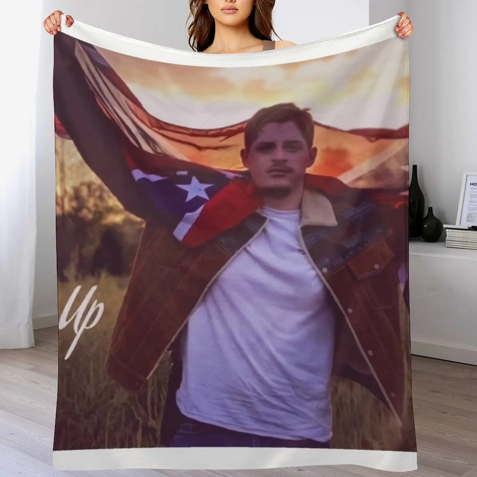 Ryan Upchurch ������ ���, ķ�� ħ�� ���, ���� ħ�� ���