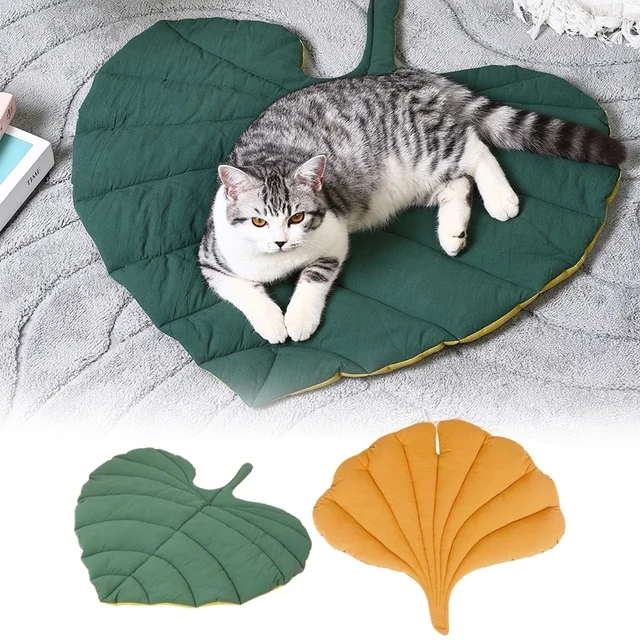 All-Season Leaf Pet Bed Durable Chew-Proof Mat for Dogs Cats Non-Slip Comfortable Sleeping Pad for Year-Round Use
