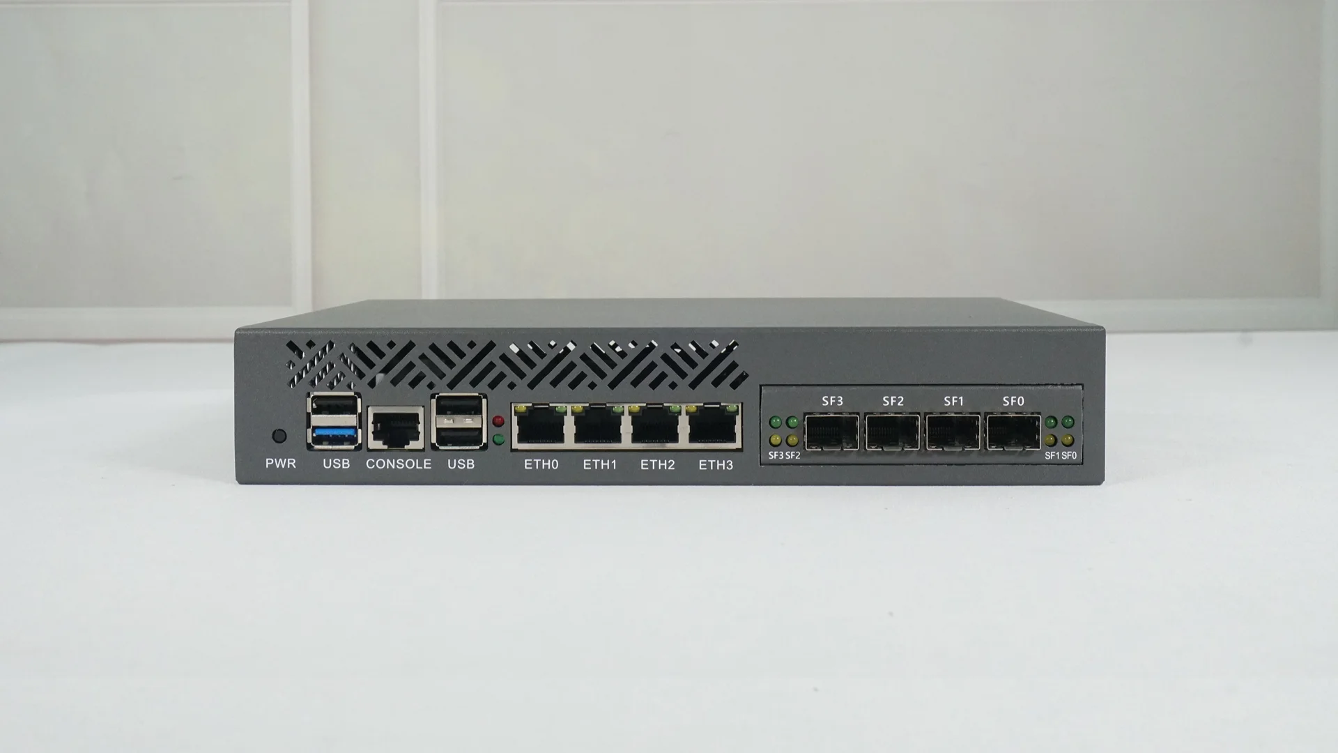 Desktop Rackmount Network Device for Firewall Home Server Intel N100 4xRJ45 2.5GbE 4x10Gb SFP+ NO RAM NO SSD BKHD-OTS-1264N4L-4S