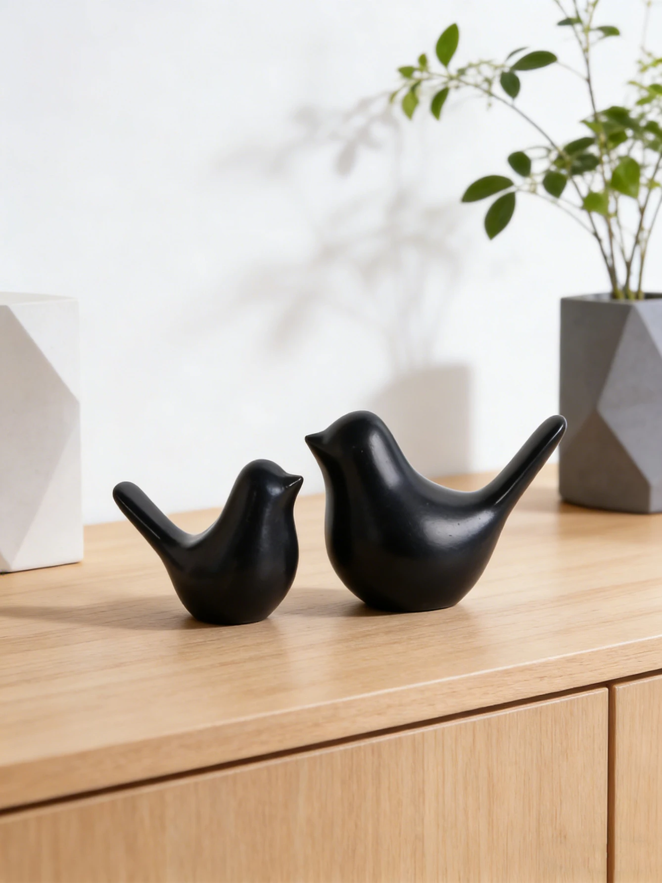 Eames Bird Resin Sculpture Set (2-Piece) 3