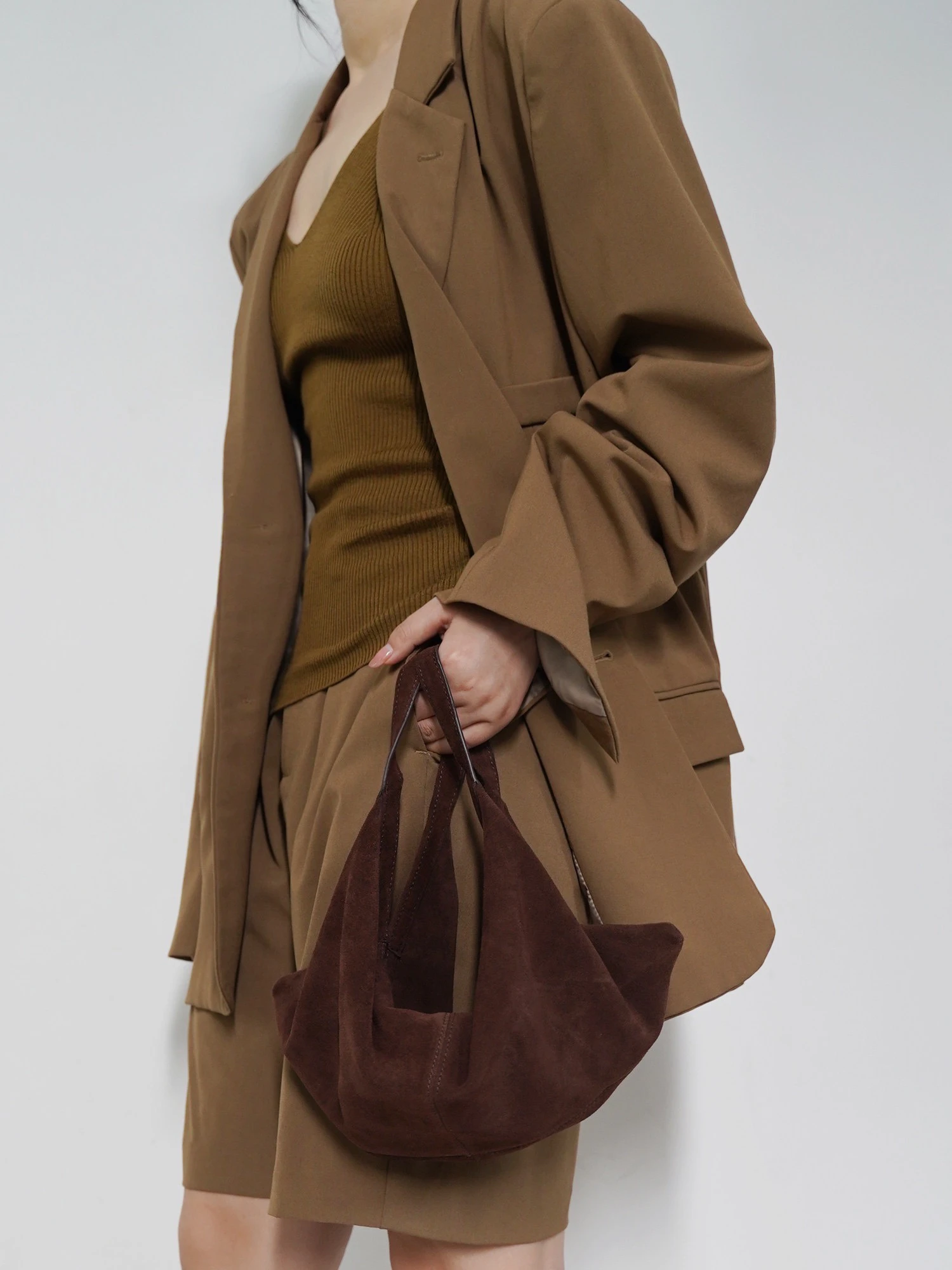 Women Suede Shoulder Bag Crossbody Bag Adjustable Strap Hobo Purse With Inner Pocket Satchel Purse Clutch Purse Zipper Handbag