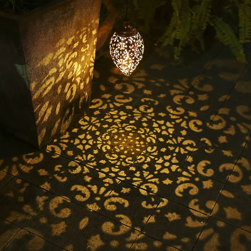 Hanging Solar Lights Outdoor Waterproof LED Garden Decoration Metal Lantern For Patio Porch Yard