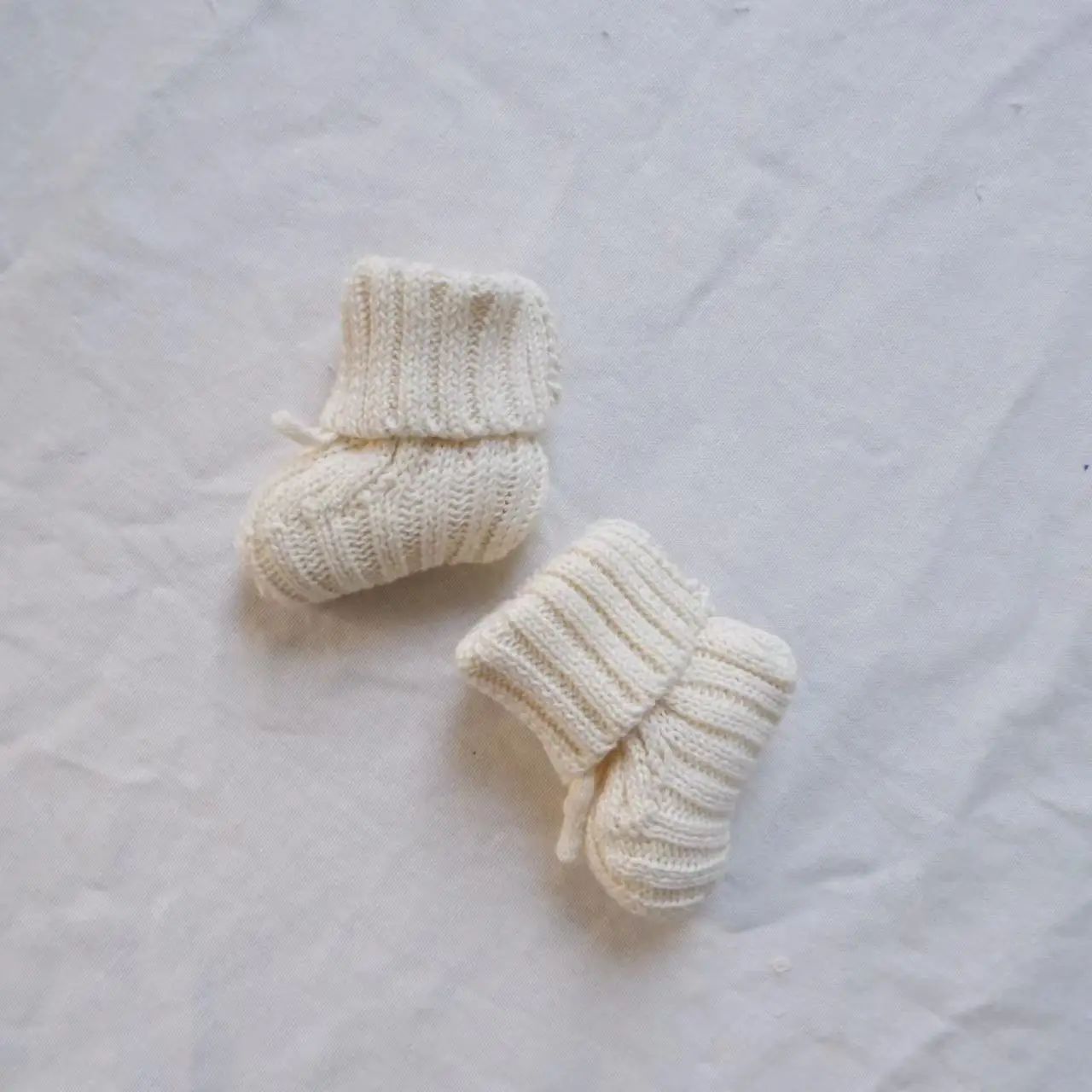 Infant Baby Neutral Booties 100% Cotton Knit Baby Socks Handmade Purple Ivory White Rainbow Baby Shoes Shower Gift 5