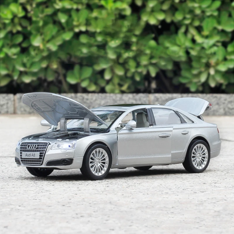 1:32 A8 Luxury Car Alloy Car Model Diecasts Toy Vehicles Toy Cars