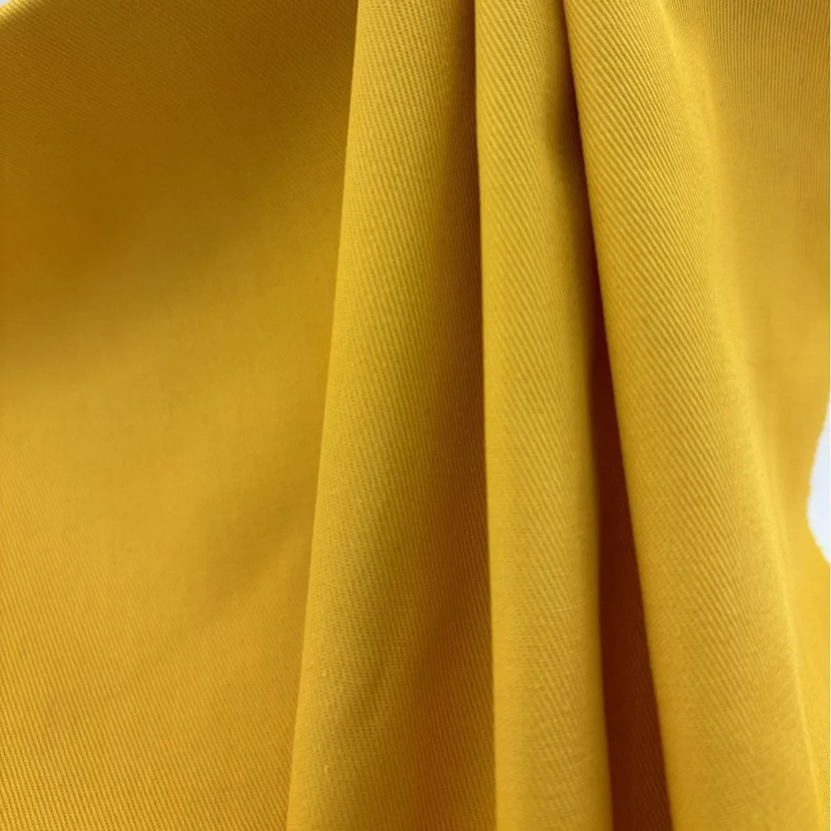 Cotton Polyester Blend Twill Fabric 240GTC for Bag Making Clothing And Shoes Diagonal Pattern Woven Material Workwear