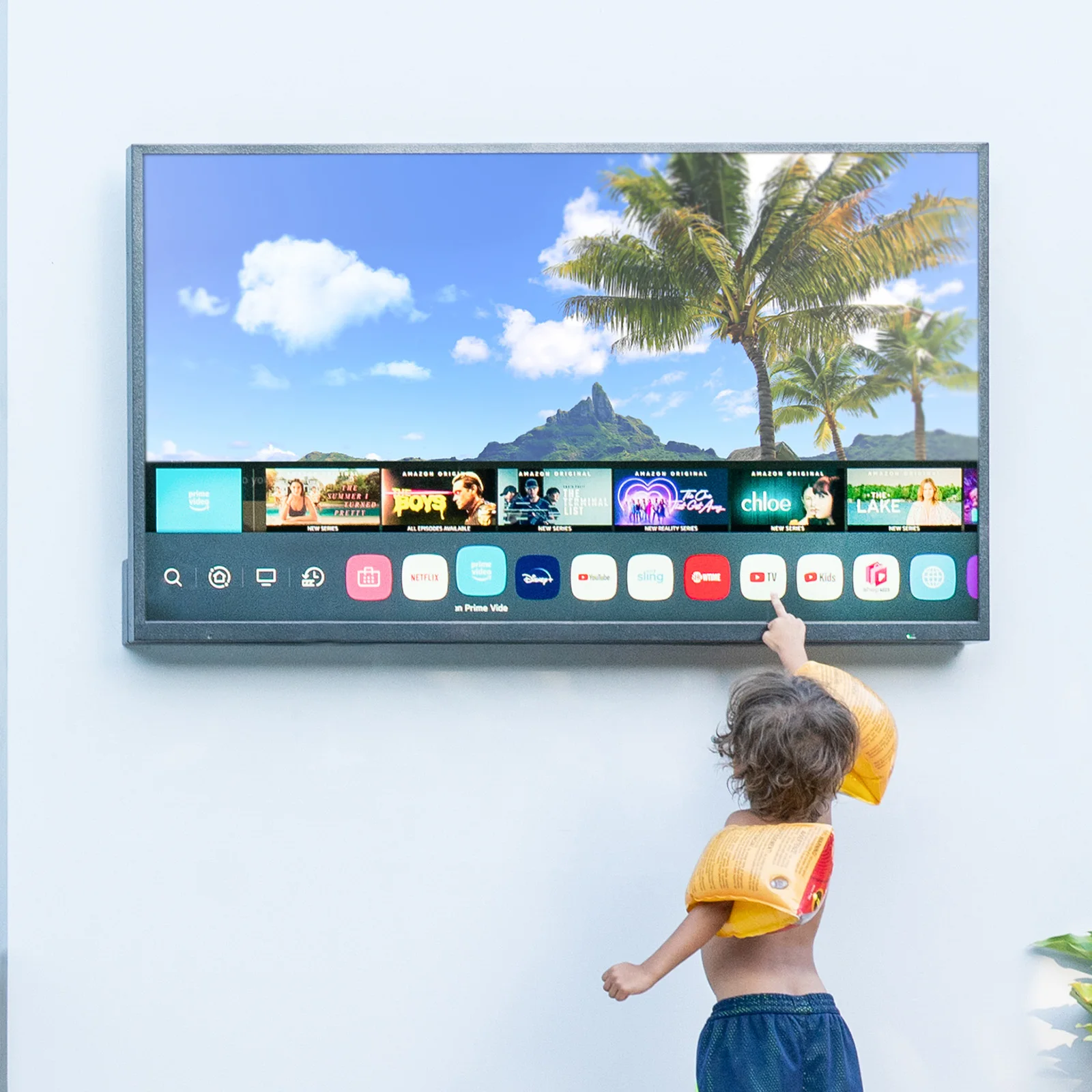 4K 43 inch 2000 nits Outdoor Smart TV Waterproof LED TV with Double Speaker Supports Wireless Connection & Wi-Fi