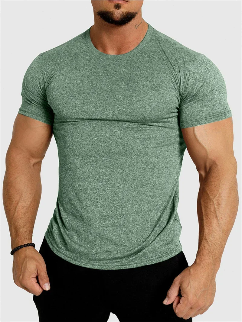 2025 Nuova maglietta sportiva attillata asciugatura rapida abbigliamento sportivo fitness top a manica corta corsa allenamento estate jogging palestra T-shirt da uomo