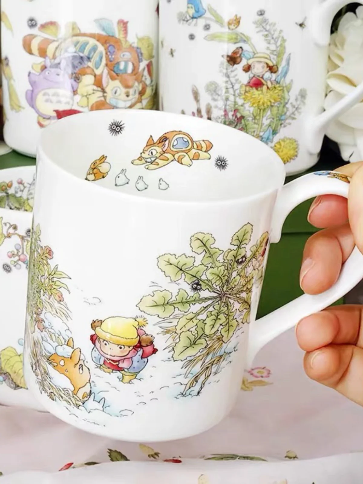 Japanese Luxury Cartoon Bone China Coffee Cups Saucers Mugs Flat Plates Tableware High-end Gift Boxes ceramic coffee cup set