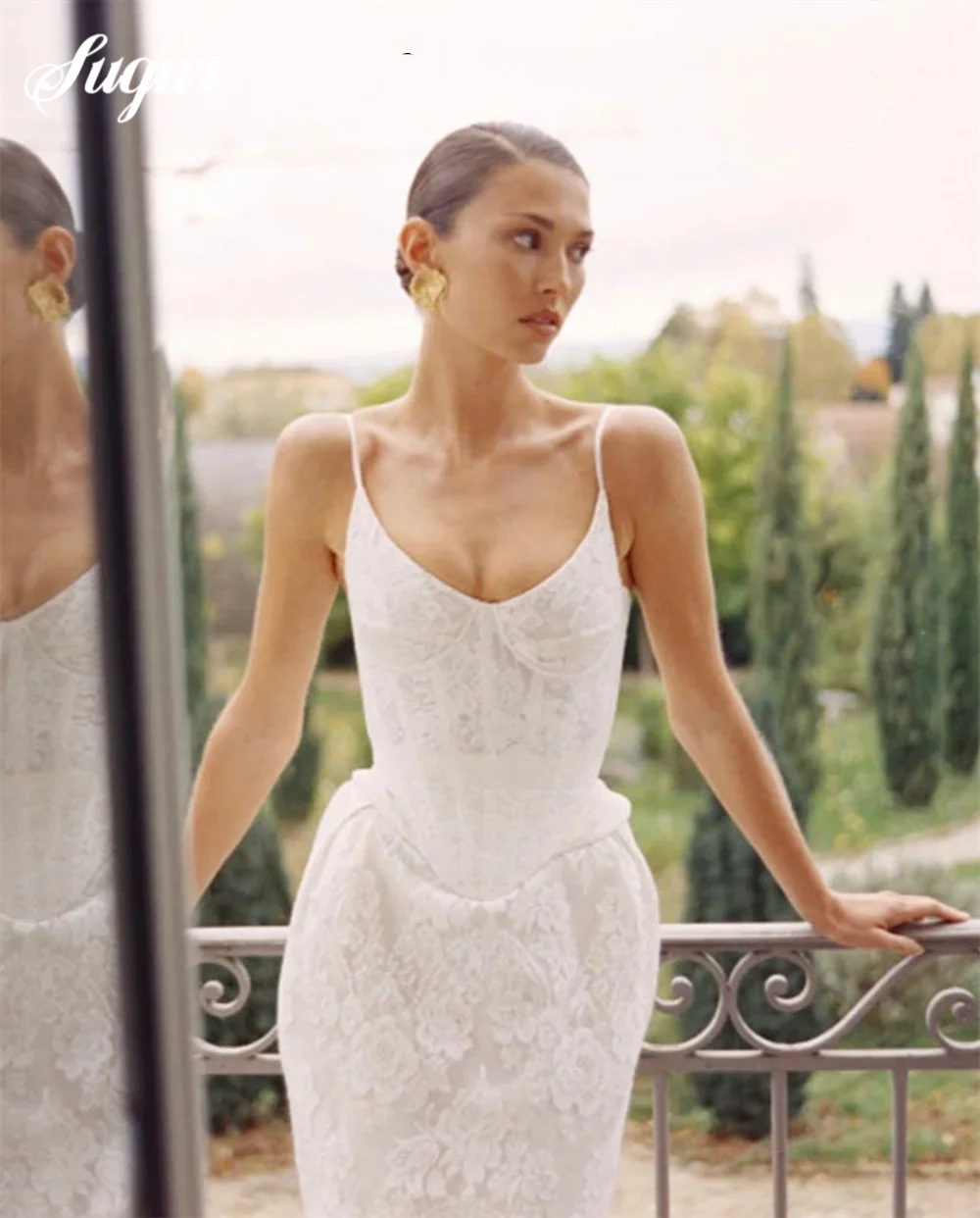 Customized White Lace Spaghetti Strap Wedding Dress Mermaid Lace Bridal Gown Elegant Mermaid Ankle-Length Wedding Gown 2026