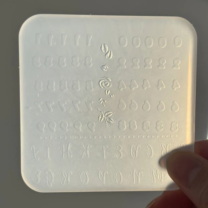 1Pc 3D Silicone Nail Carving Mold With Free Scraper , Kawaii Snow Man Gothic Text Cartoon Rabbit INS Pattern DIY Nail Art 5