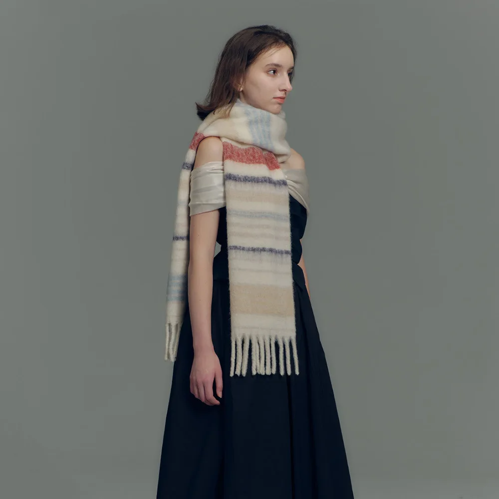 

Scarf Women's Winter 2024New Saturn Embroidered Scarf Wool Shawl