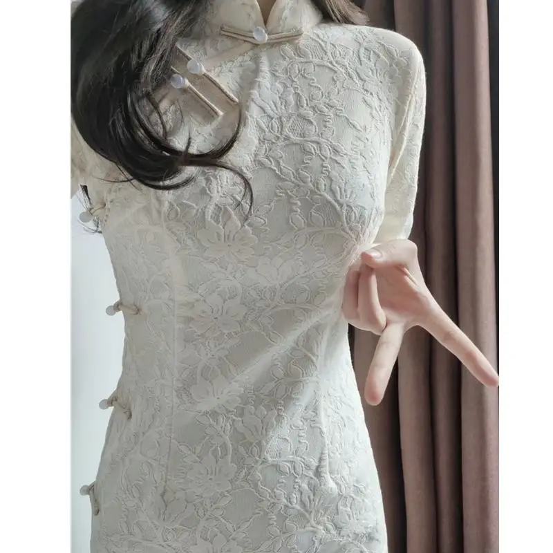 

2024 New Chinese Style Improved Cheongsam New Autumn Lace Long Young Girl White Simple Embroidered White Lace Qipao Dress