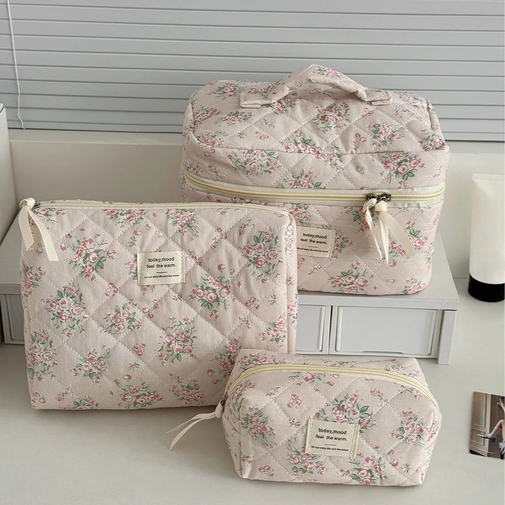 Vintage Rose Damen Kosmetiktasche Mode Reiseveranstalter Make-up Stepptasche Tasche Damen Make-up Aufbewahrung Handtasche Reißverschlusstasche