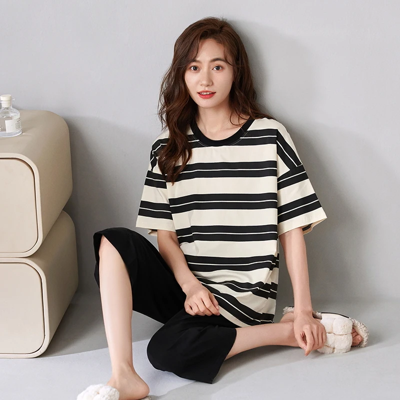 Summer thin pajamas women's short-sleeved capris Korean version women's striped cotton female student homewear set free delivery