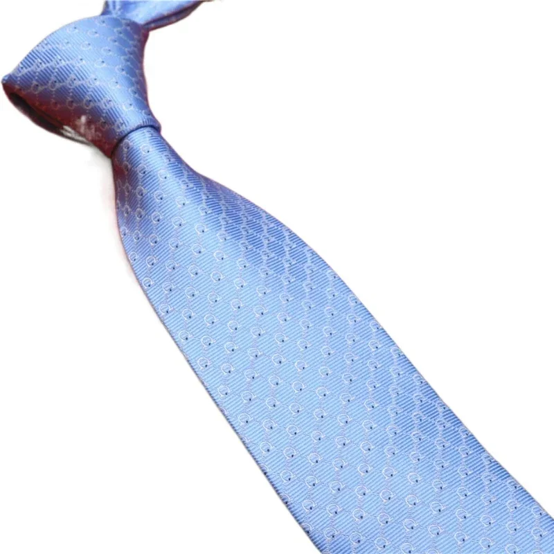 Рисунок 3 - Европейский и американский бренд