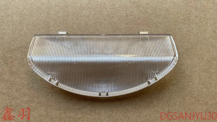 PAJERO V90W V80W LENS DOOR LAMP MR576170HA Original car lamp