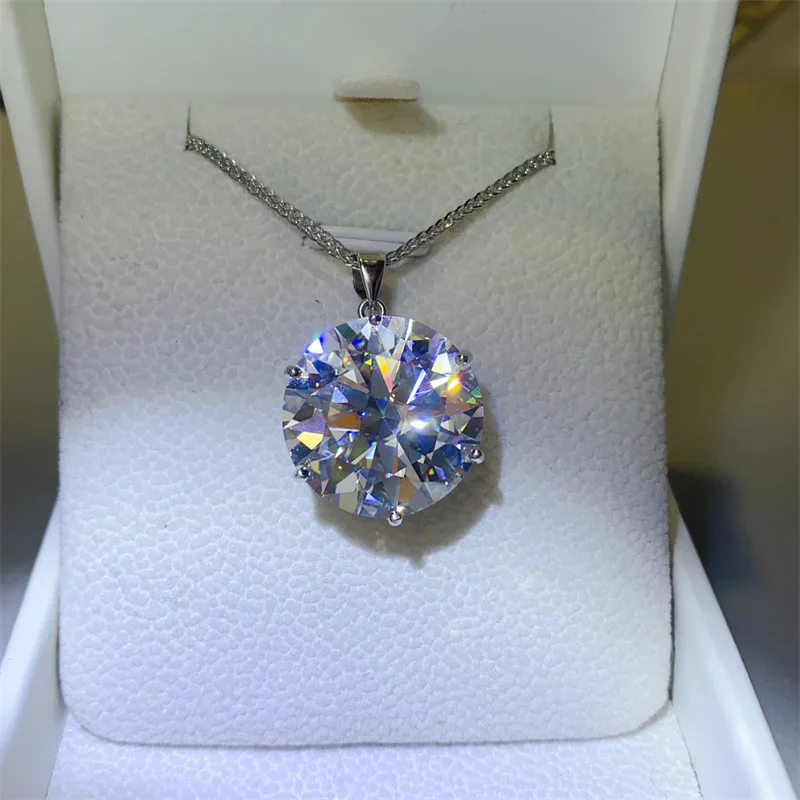 valuable 20ct d clolor moissanite diamond pendant 925 sterling silver wedding pendants necklace for women engagement jewelry Valuable 20ct D Clolor Moissanite Diamond Pendant 925 Sterling Silver Wedding Pendants Necklace for Women Engagement Jewelry 3