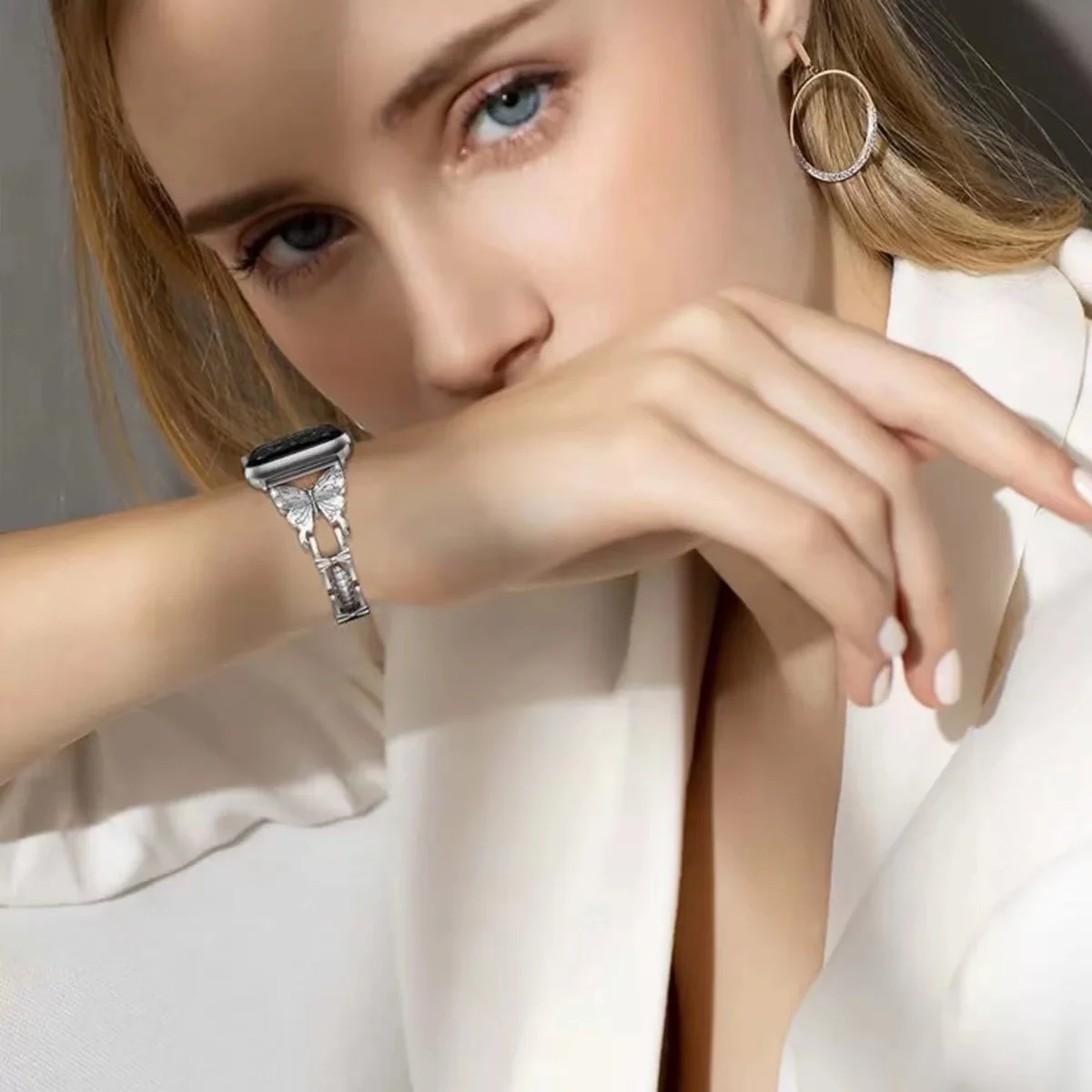 Diamond Strap For Apple Watch Band 45mm 41mm 44mm 42mm 40mm Women Metal Butterfly Style Bracelet For iWatch Ultra 8 7 6 5 4 3 SE