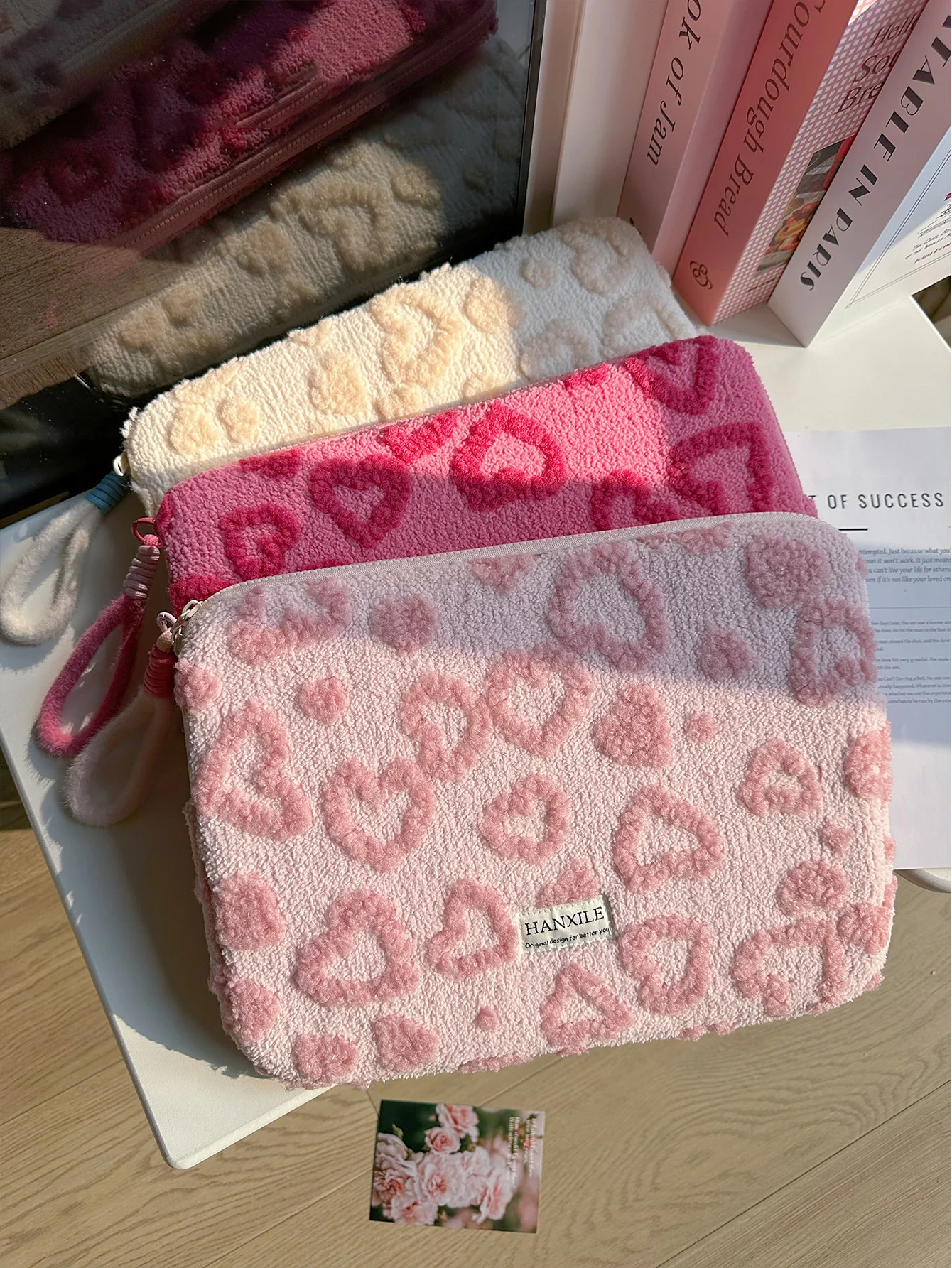 Plush Protective Laptop & Tablet Sleeve - Soft Notebook Storage Bag