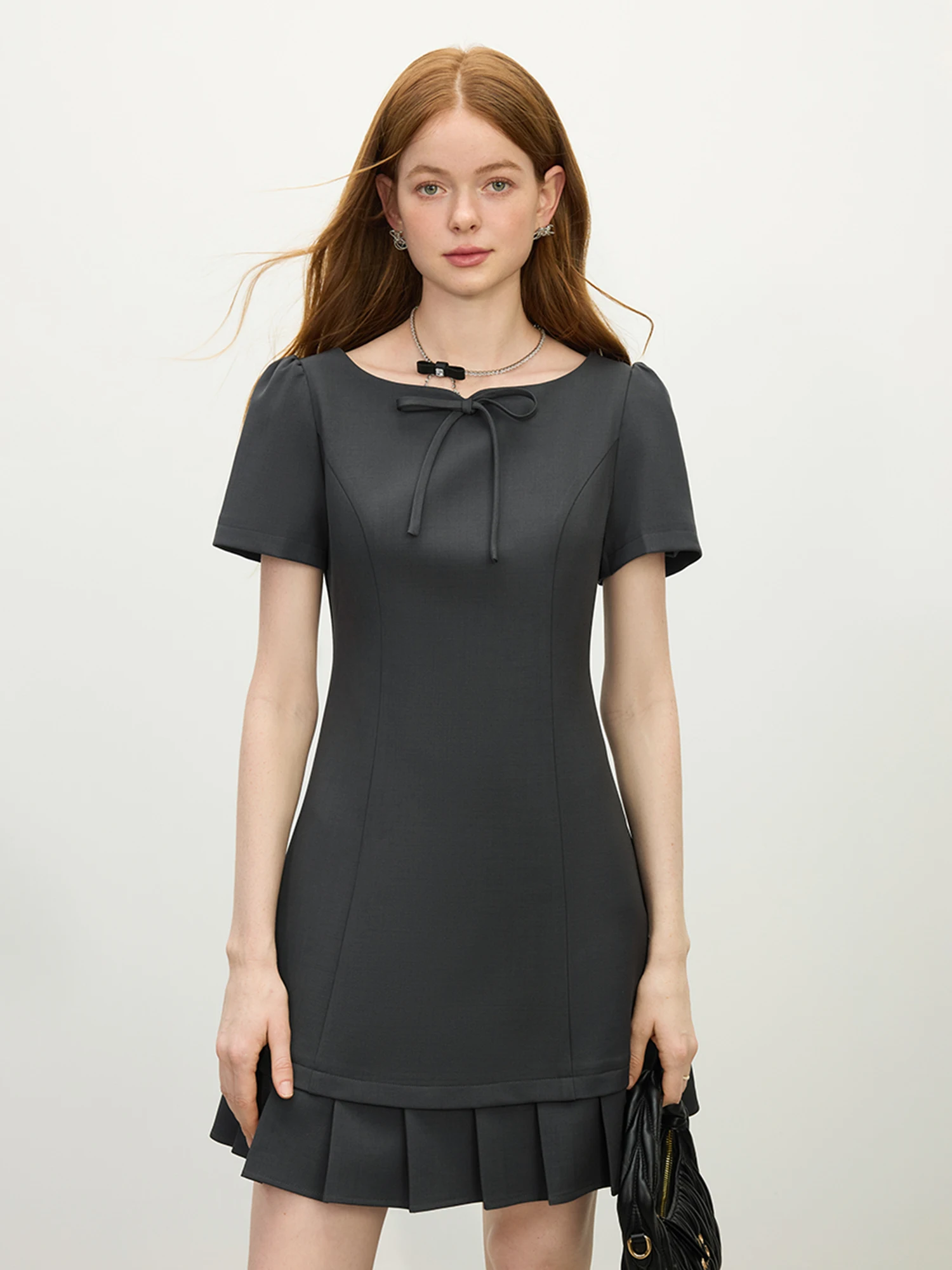 FSLE Frauen Sommer Kurzes Kleid Patchwork Plissee Design Kurzarm Mini Kleid Solide Süße Stil Weibliche Kleid 25FS12062