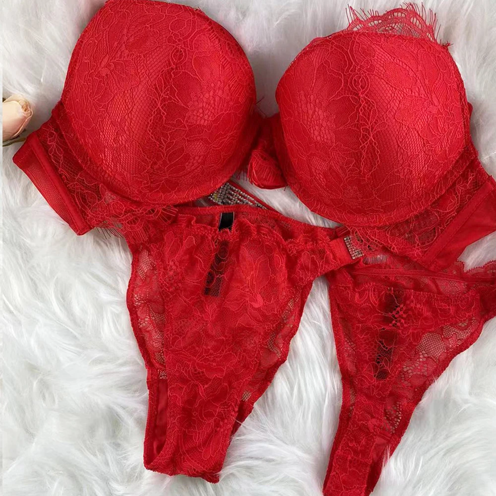 New Sexy Lace Bra, Diamond Letter Shoulder Strap Underwear Thong Three piece Sexy Bra Set, Lace Bra Set, Free Wholesale