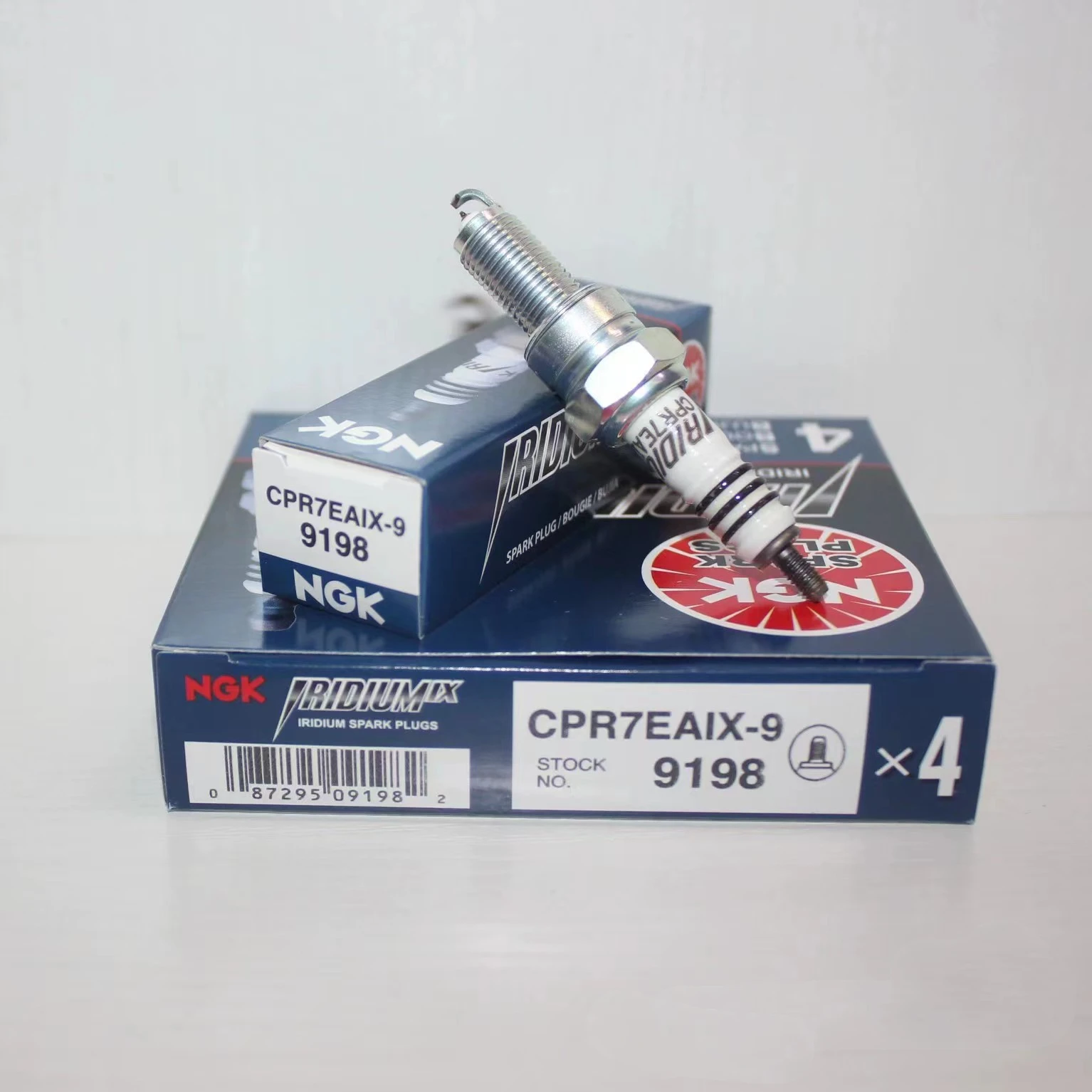

Iridium Gold Spark Plug CPR7EAIX-9 9198 for motorcycle GSXDL250R Original 4PCS
