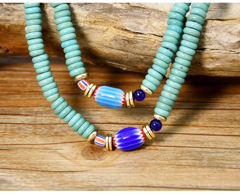 collier perles, verre turquoise, mode vintage, breloques simples, choker, bijoux bohème,