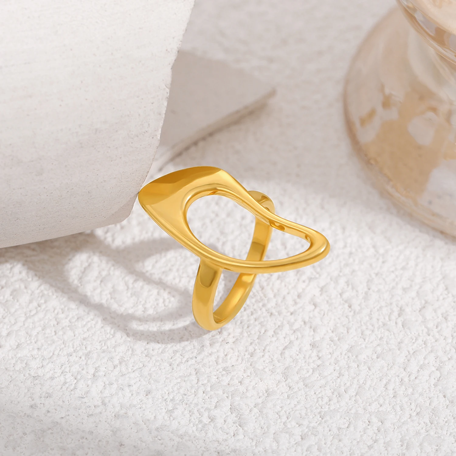 New 18K Gold Plated Hollow Out Geometric Irregular Indie Finger Ring Minimalist Metal Stainless Steel Rings Summer Party Jewelry