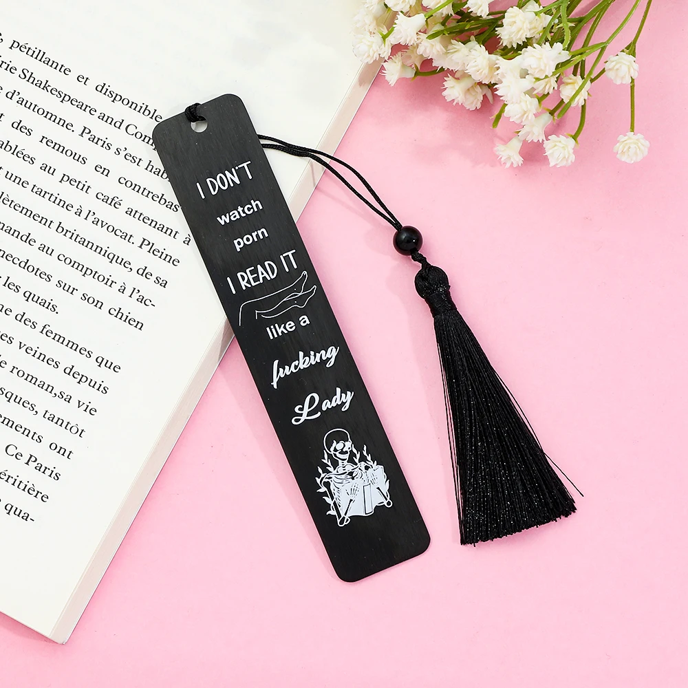 Creative electrophoretic black high-end skull text bookmark/exquisite packaging gift box stainless steel metal bookmark, learnin
