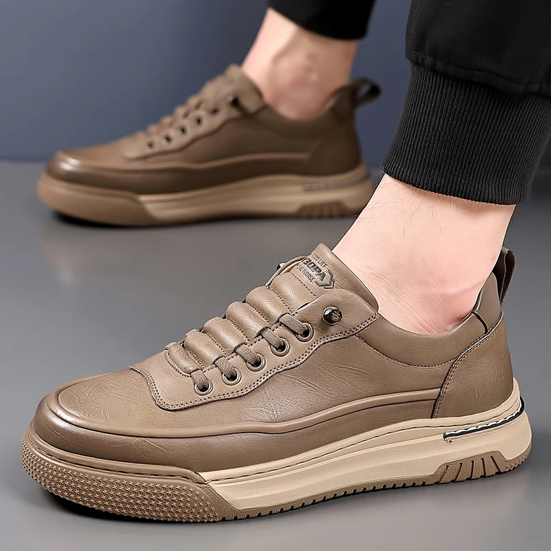 Male Flats New Mens Leather Casual Shoes Men Outdoor Non-Slip Men's Sneakers Soft-Sole Rubber Man Breathable Trendy Skate Shoes 2