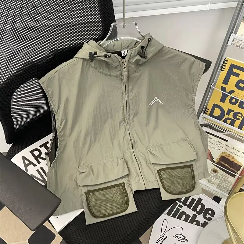 EBAIHUI Vintage Multi Pocket Man Work Vest Japanese BF Style Casual Male Vest Loose Simple Men's Clothing