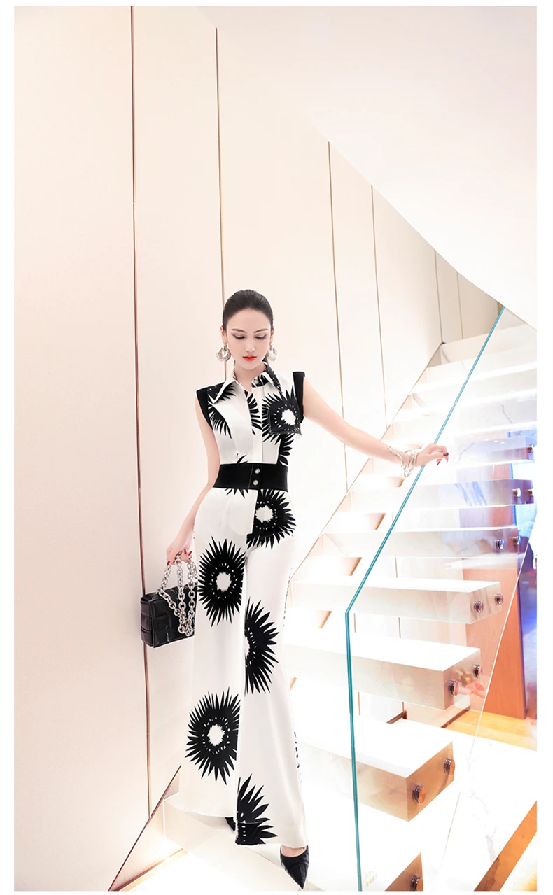 Рисунок 3 - Женский офисный комбинезон без рукавов