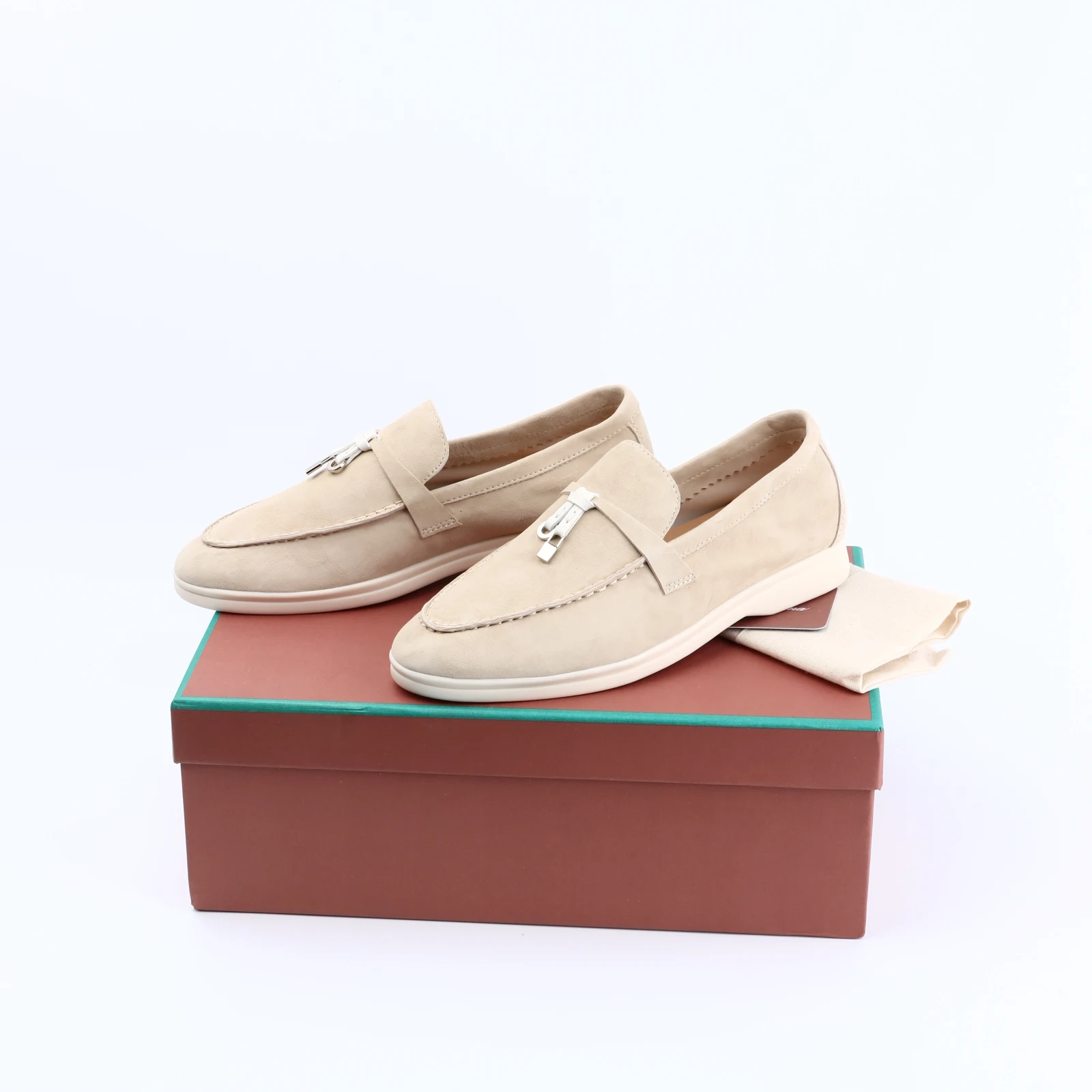 

Summer Charms Walk Loafers Suede Leather Shoes For Women 2023 Luxury Designer Flats Beige Slip-On Round Toe Soft Casual Shoes
