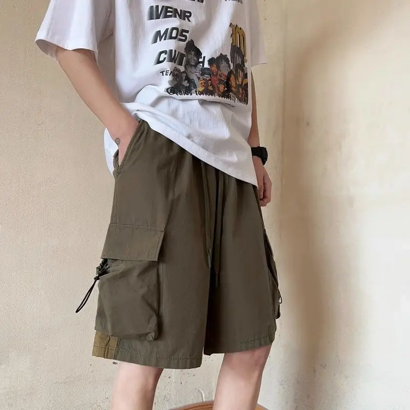 Рисунок 2 - Мужские комбинезоны на шнуровке