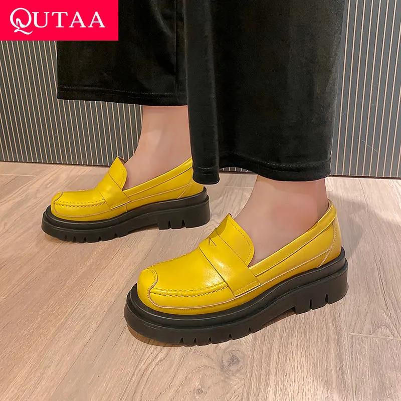 

QUTAA 2022 Summer Round Toe Square Med Heels Genuine Leather Slip On Female Pumps Fashion Platform Women Shoes Size 34-42