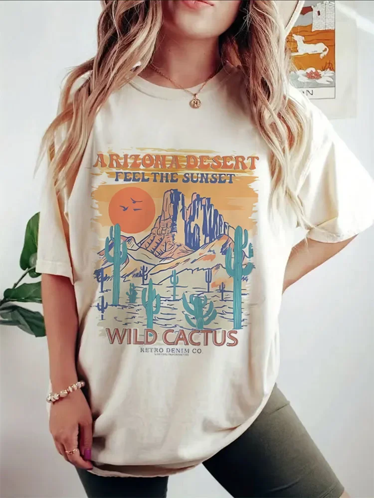 

Женская футболка с коротким рукавом, принтом и принтом кактуса