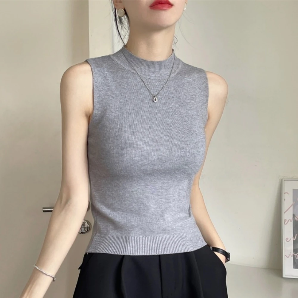 New Temperament Soft Knitted Sweater Vest Women Fashion Streetwear Sleeveless Tank Top Casual T-Shirt Top Camisole High Quality