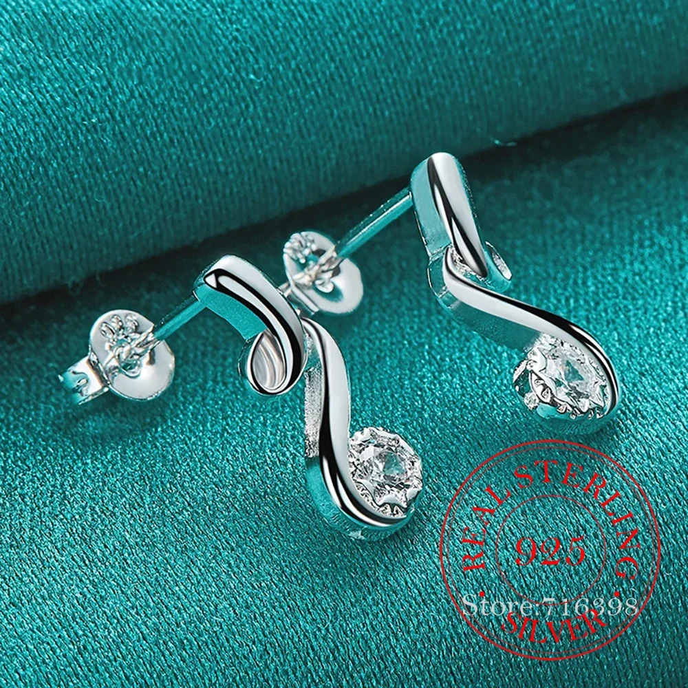 

Женские серьги-гвоздики из серебра 925 пробы