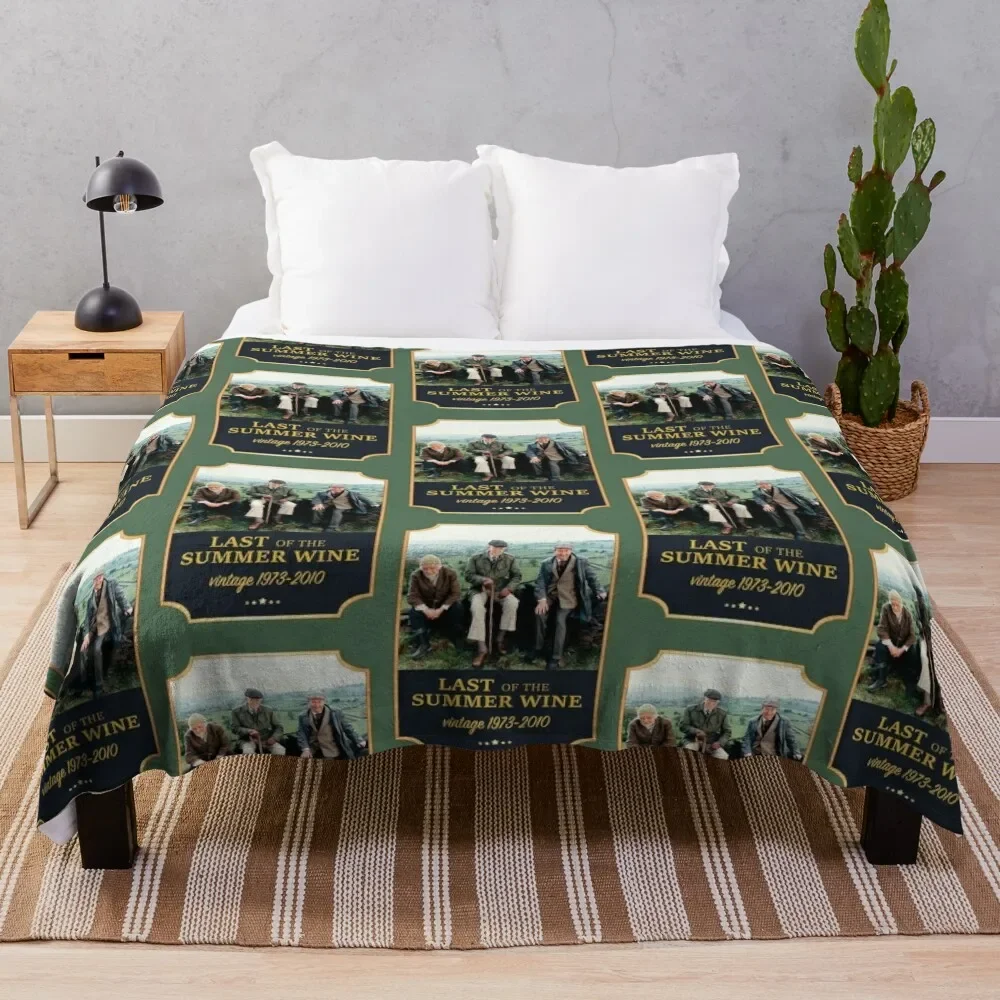 

Last of the summer wine Throw Blanket Tourist Flannel Comforter Blankets