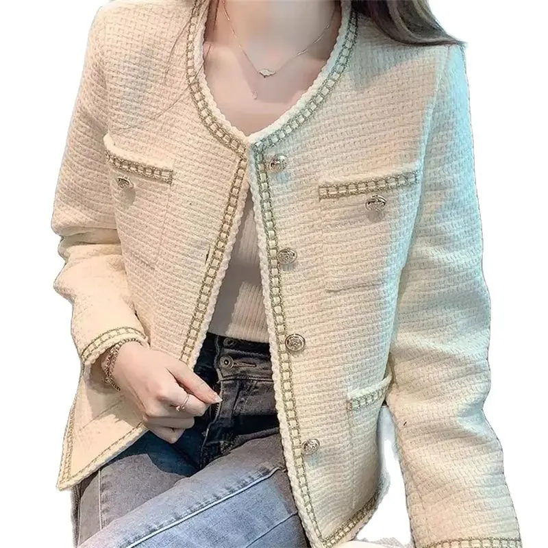 

Heavy Industry Light Luxury High Sense Top Women's Jacket 2023 Spring New White Tweed Temperament Short Small Fragrant Coat
