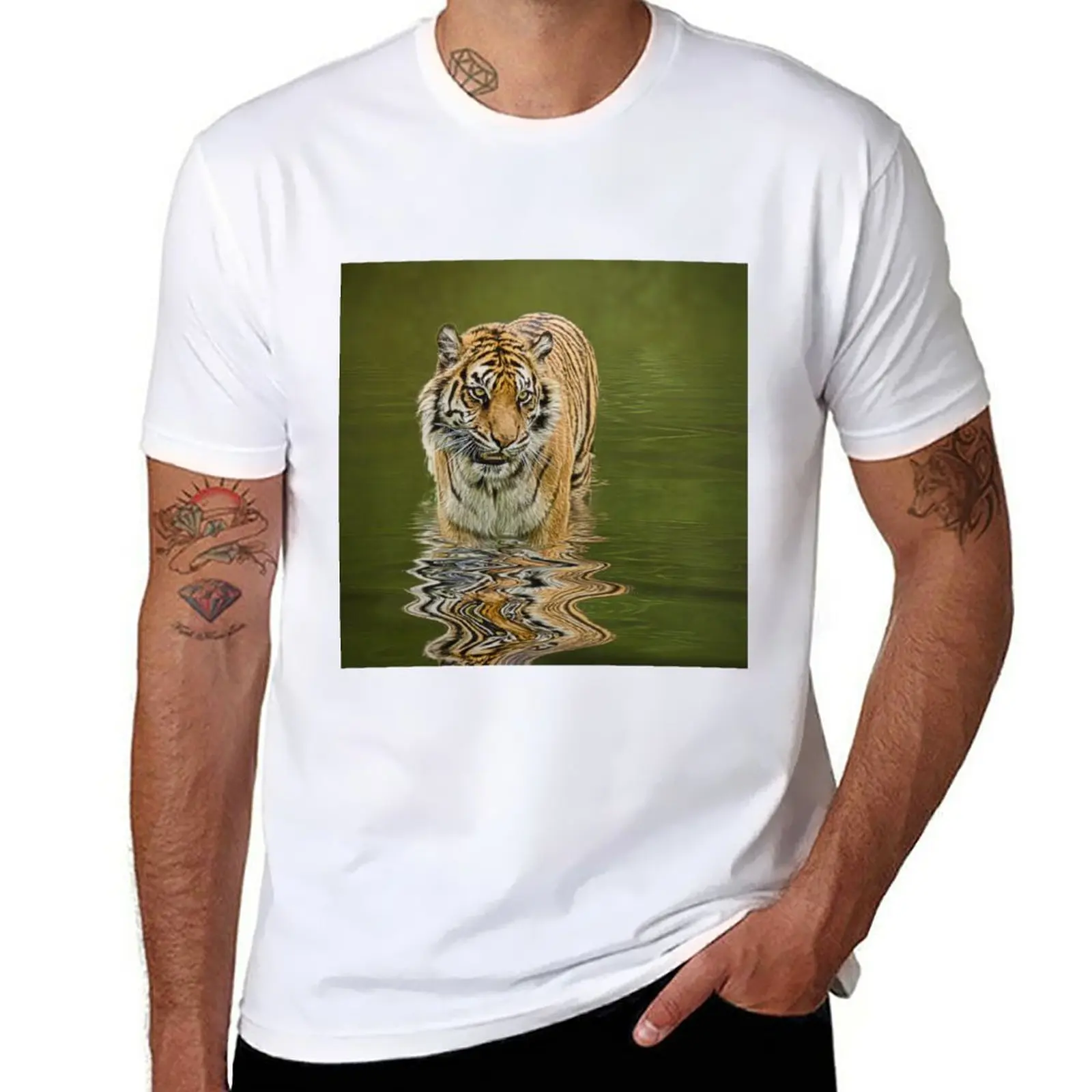 

New Tiger Reflections T-Shirt customized t shirts Aesthetic clothing men t shirts