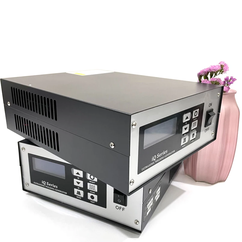 35KHZ 1000W Digital Ultrasonic Non-woven Fabric Welding Generator