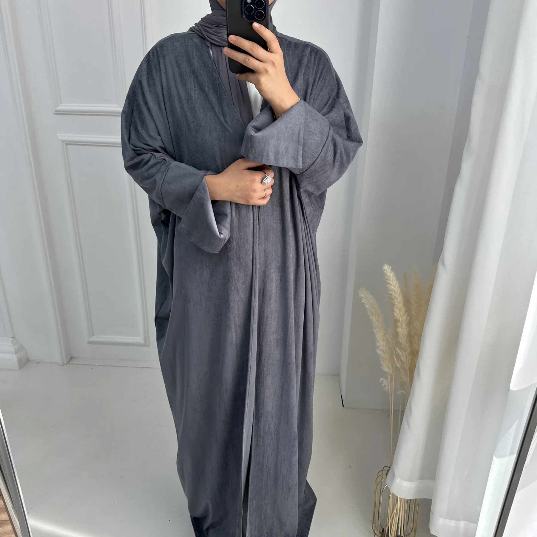 Suede Abaya Kimono Muslim Winter Dresses Open Abayas for Women Dubai Turkey Cardigan Coat Autumn Islamic Clothes Ramadan Kaftan