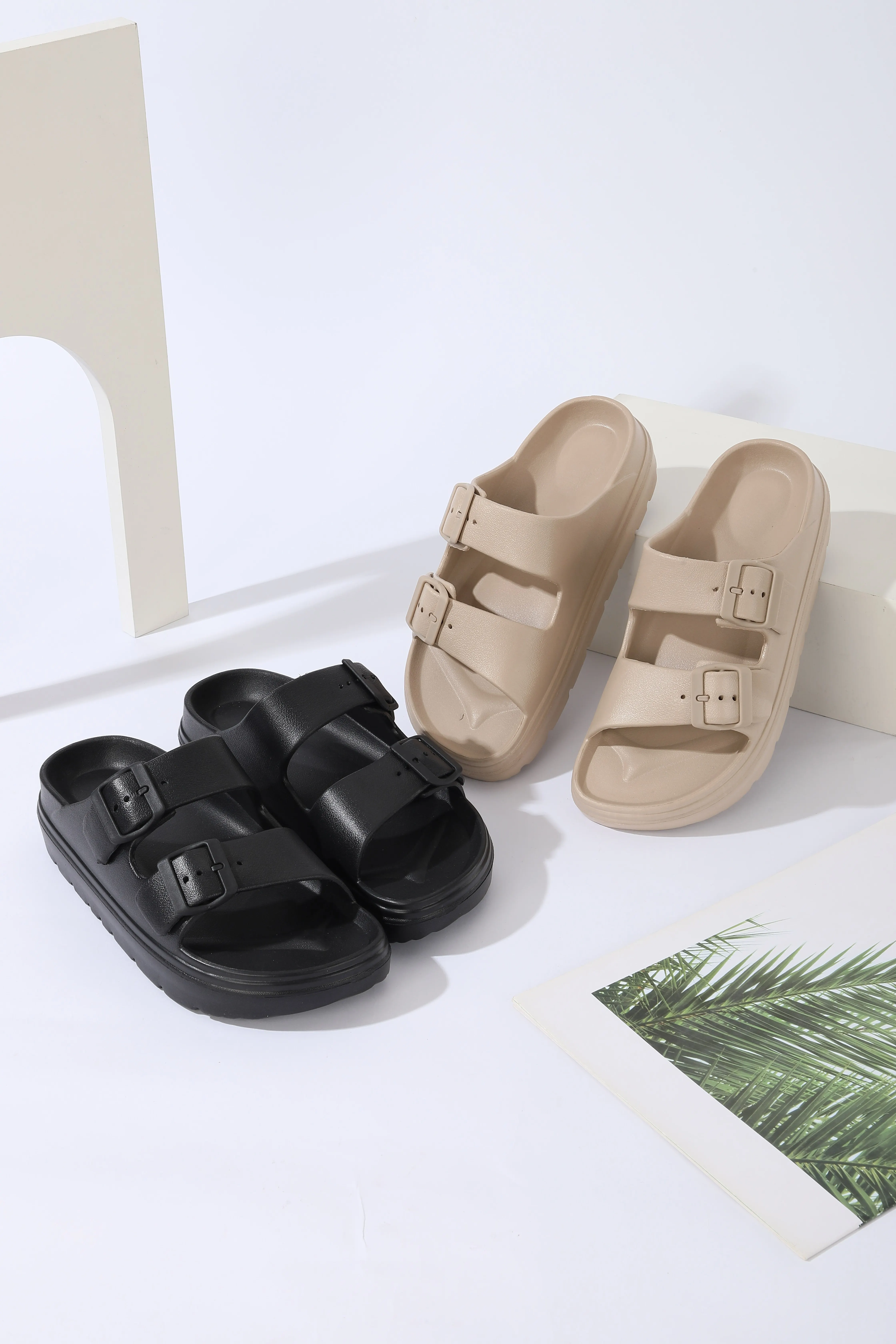 Men's High-End Thick-Soled Slippers, Women's New Summer Style Outdoor Sandals with Double Straps, Non-Slip, Breathable, Soft-Soled Beach Shoes