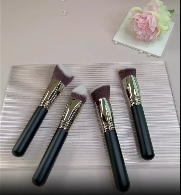 Premium Kabuki Makeup Brush – Angled Triangle Foundation Brush Professional Vegan Big Size
