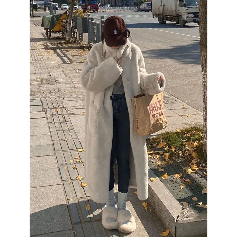 Imitation Fur Coat Women's Winter Mid Length Loose And Slim Fur Environmental Protection Mink Fur Fur Buckle Mink Fur Coat Trend
