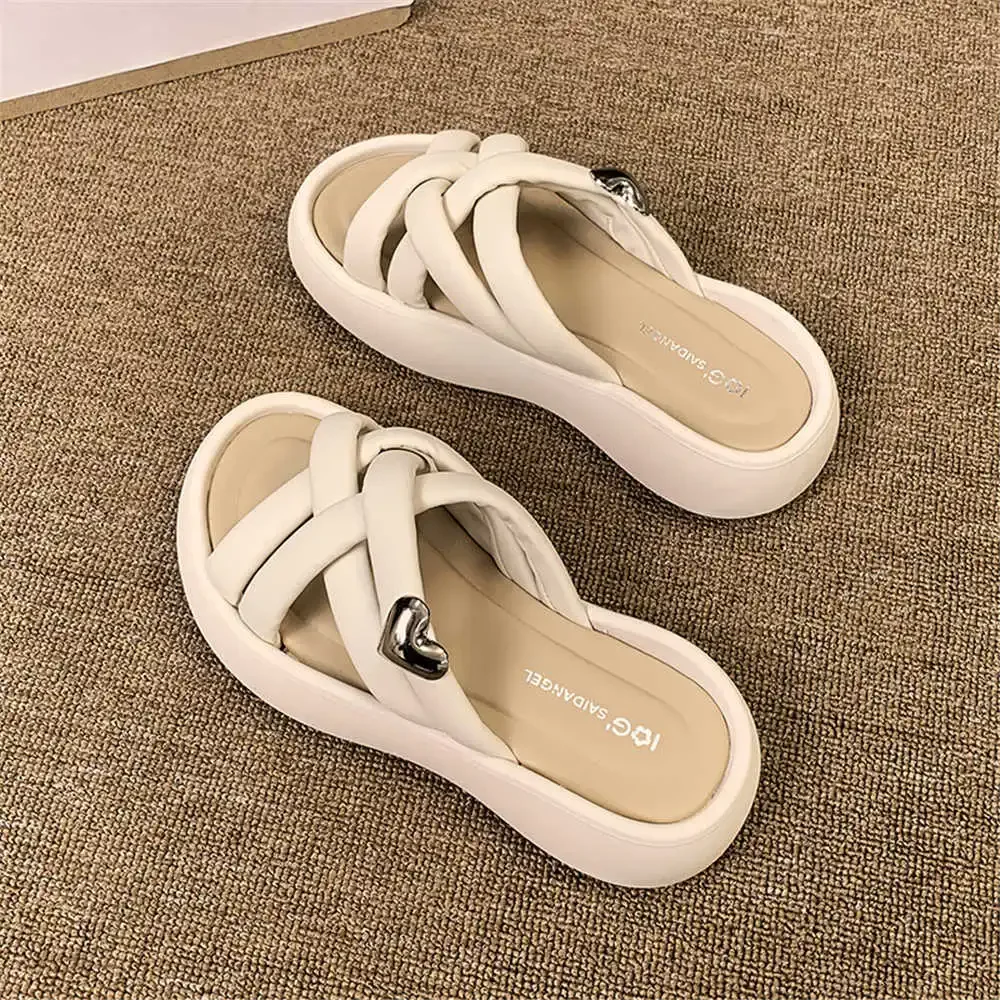 Big Sole Low Women'S Shose Brand Pantofole All'Ingrosso Scarpe Summer Girl Kids Sandals Sneakers Sport Foot-Wear Obuv Elegante