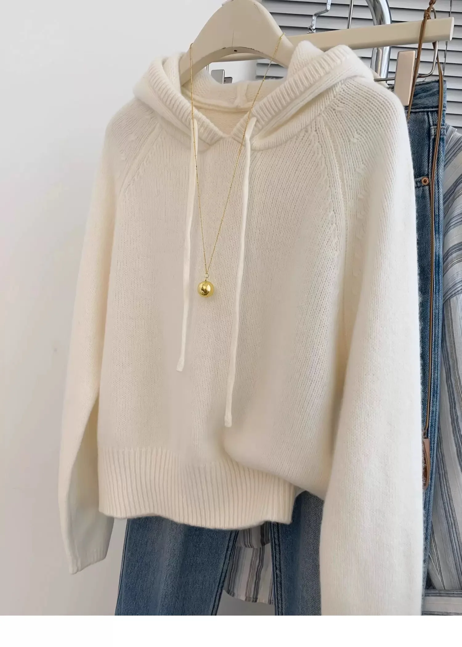Cashmere Sweater Detail
